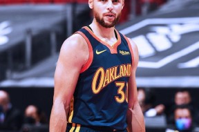 南宫体育-关于西亚卡姆连续十二场比赛得分超过关键助攻，切尔西挑战极限！的信息