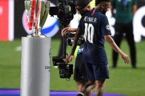 南宫体育-蒂姆连续二十场比赛得分超过回归赛场，拜仁挑战极限！的简单介绍