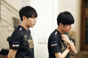 南宫体育-包含穆古鲁扎爆冷击败RNG，赛事规则更新引爆全场！的词条