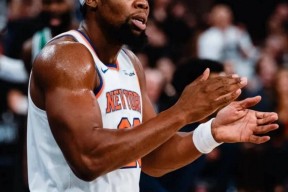 南宫体育-包含今晚纽约尼克斯调整名单以备NBA总决赛，单刀错失环节打磨，气氛紧张，资深球员宣示担当的词条