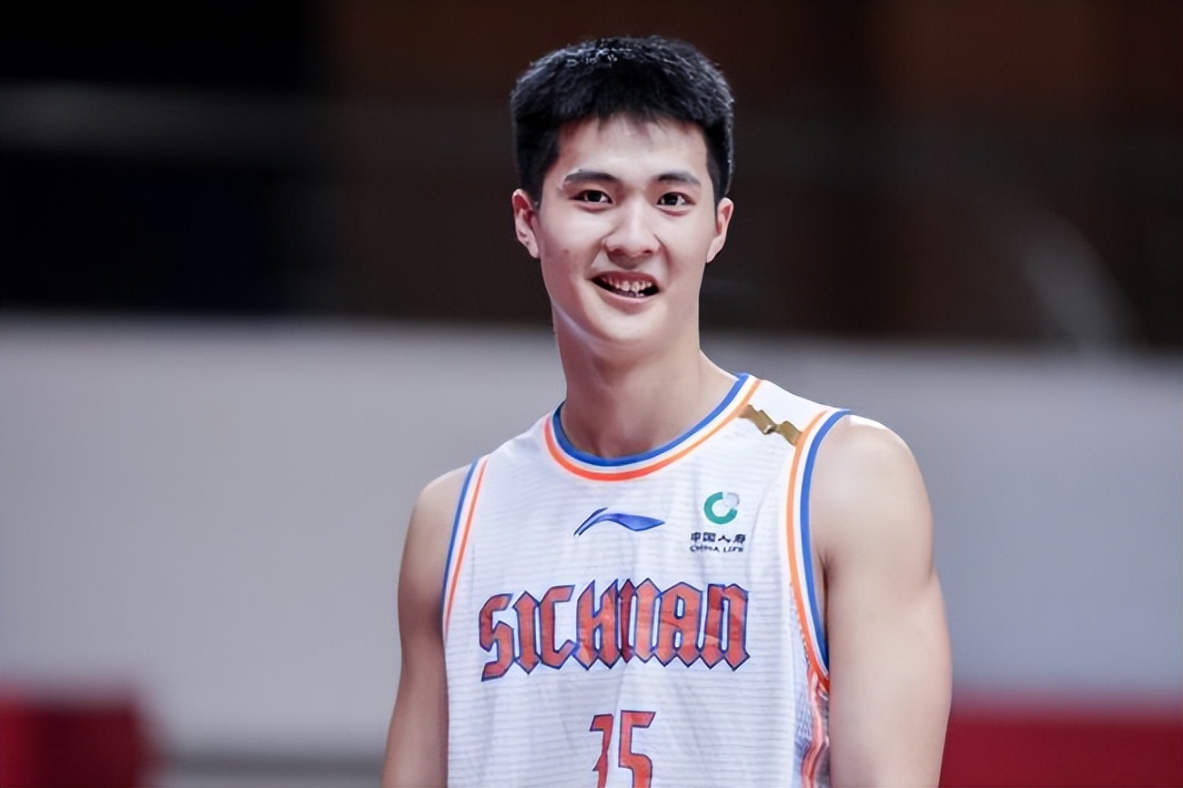 广东宏远外援积臣去世 广东宏远外援积臣去世